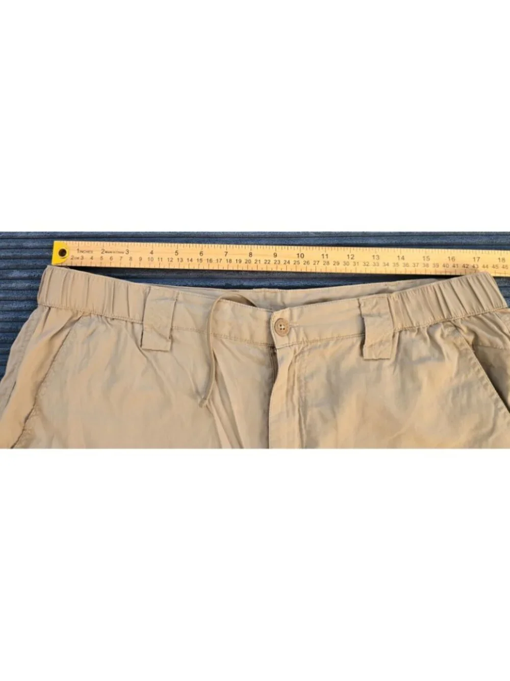 The North Face Men's Size Large Regular Beige Khaki Outdoor Hiking Shorts